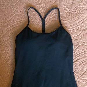 Lululemon tank top w/ built in bra, size 4